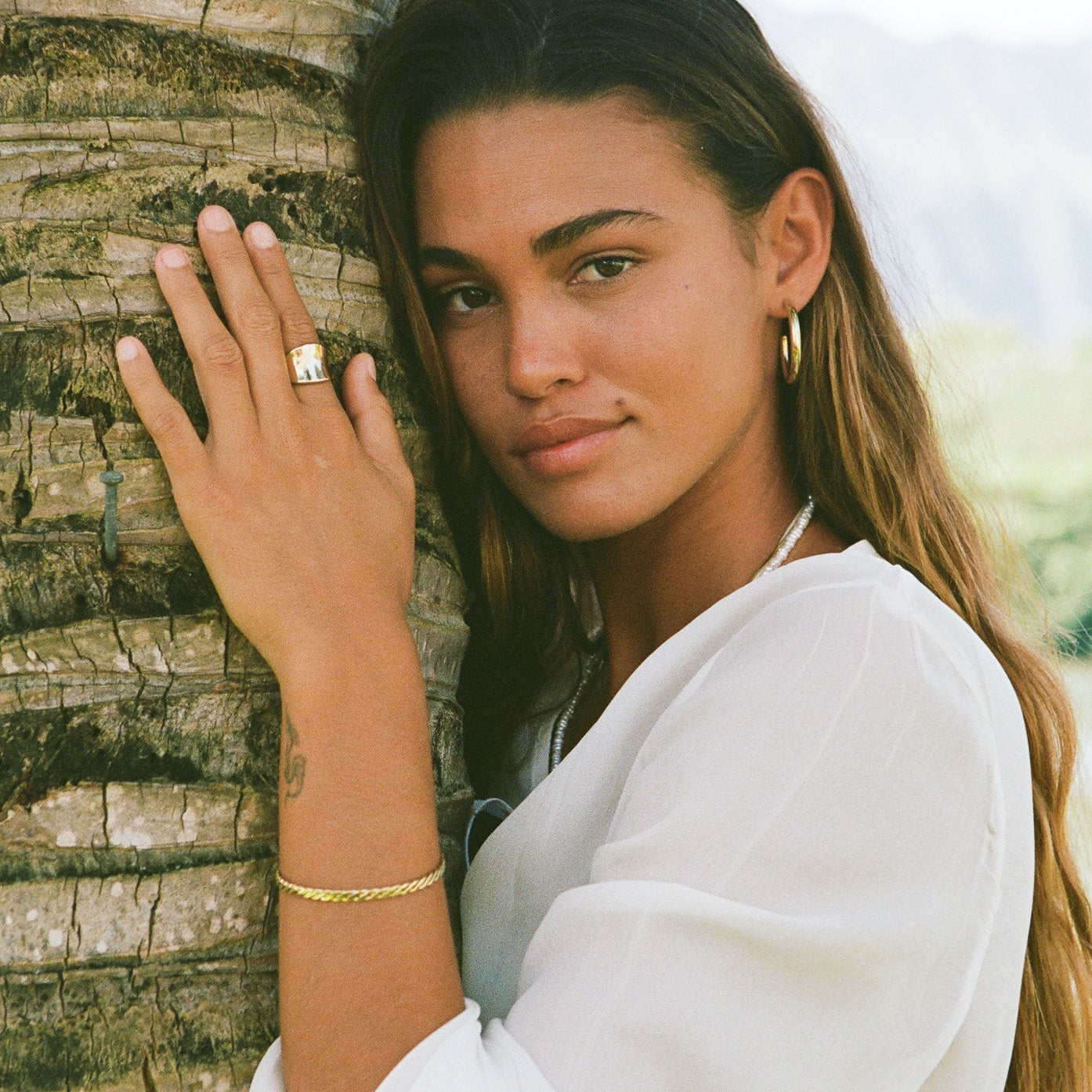 Everyday Large Hoops, Gold