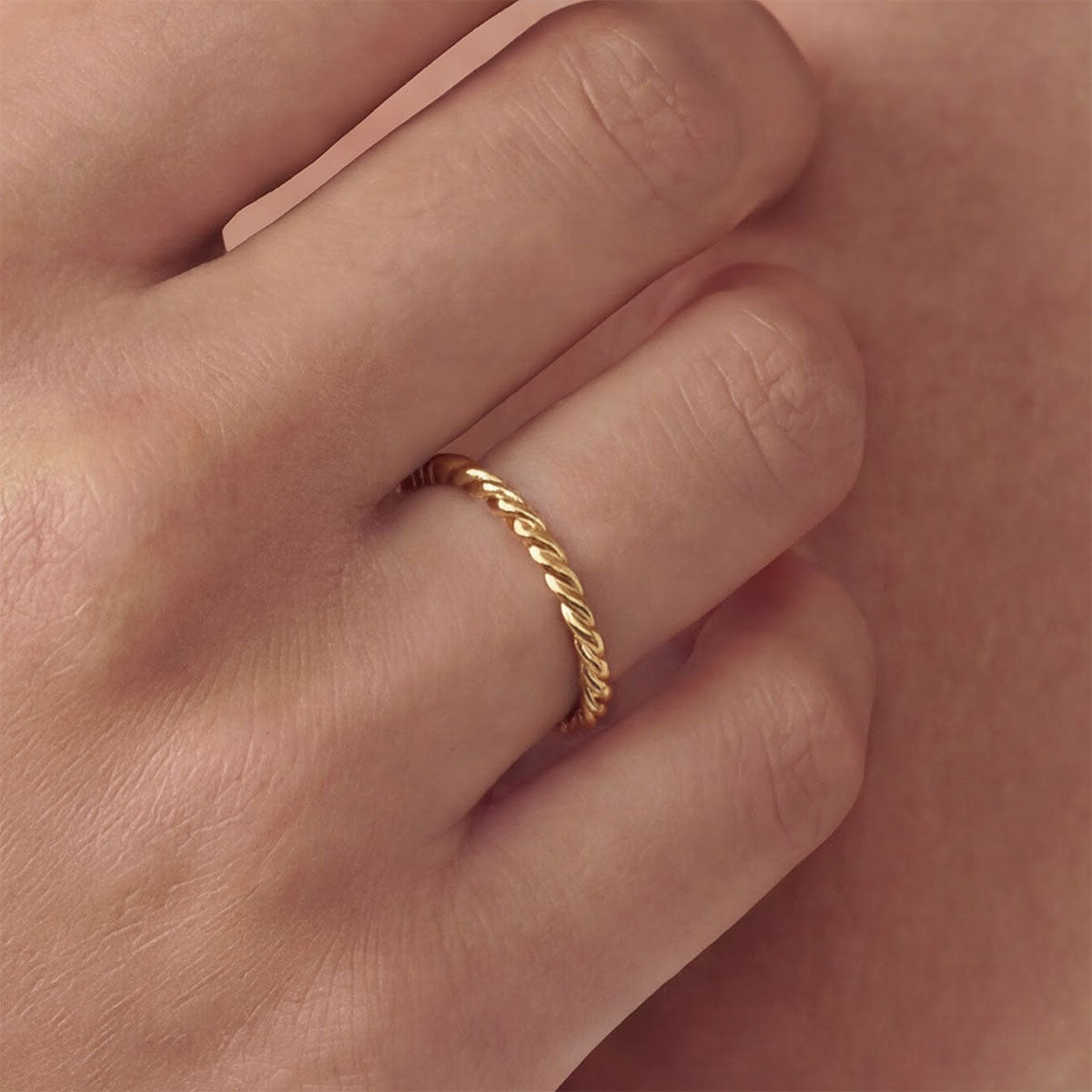 Spiral Twisted Ring