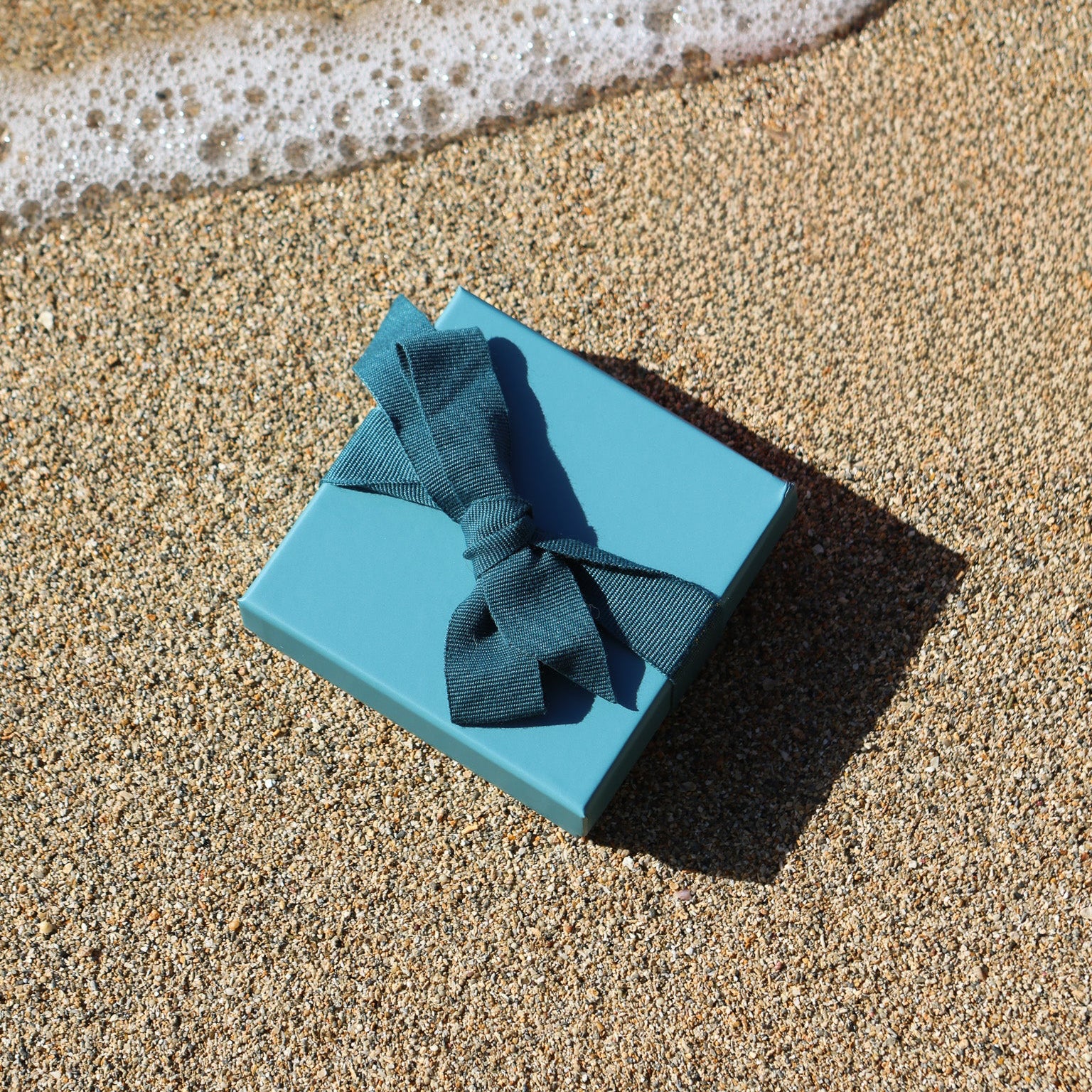 Makena Gift Box