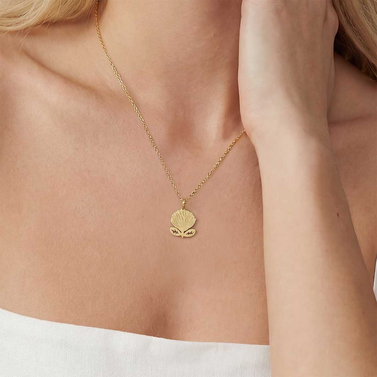 ‘Ōhi‘a Lehua Necklace, Gold