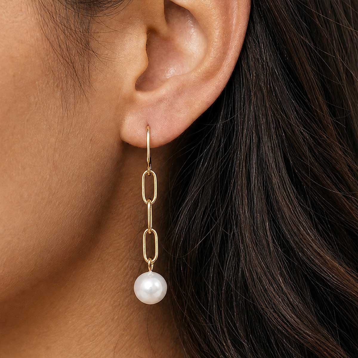 Nara White Pearl Earrings
