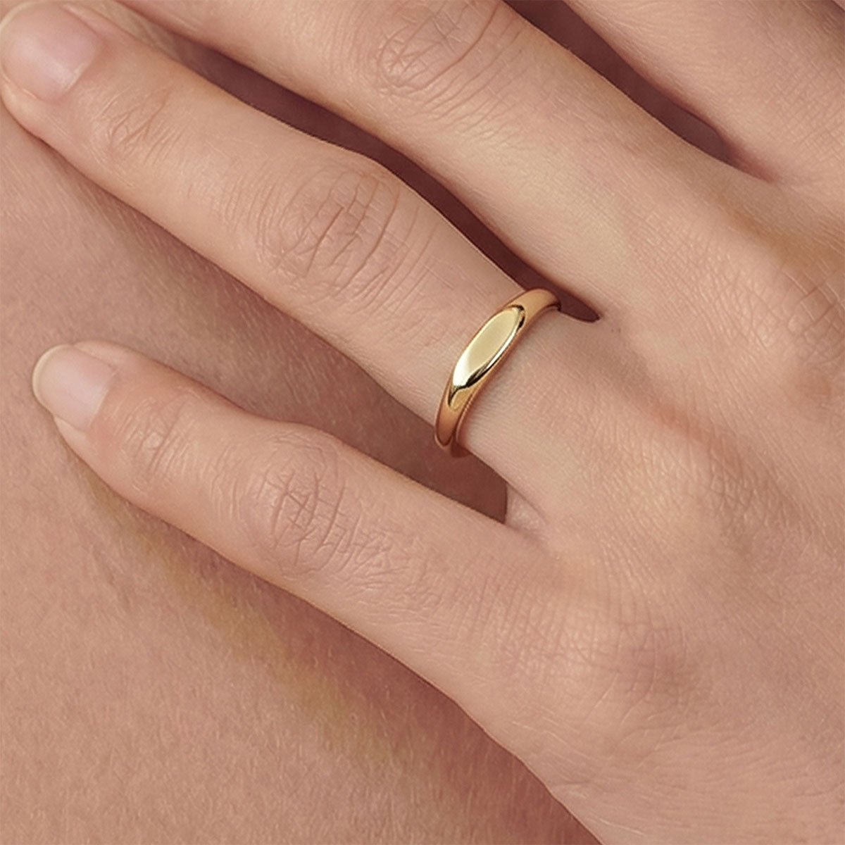 Thin Flat Top Ring