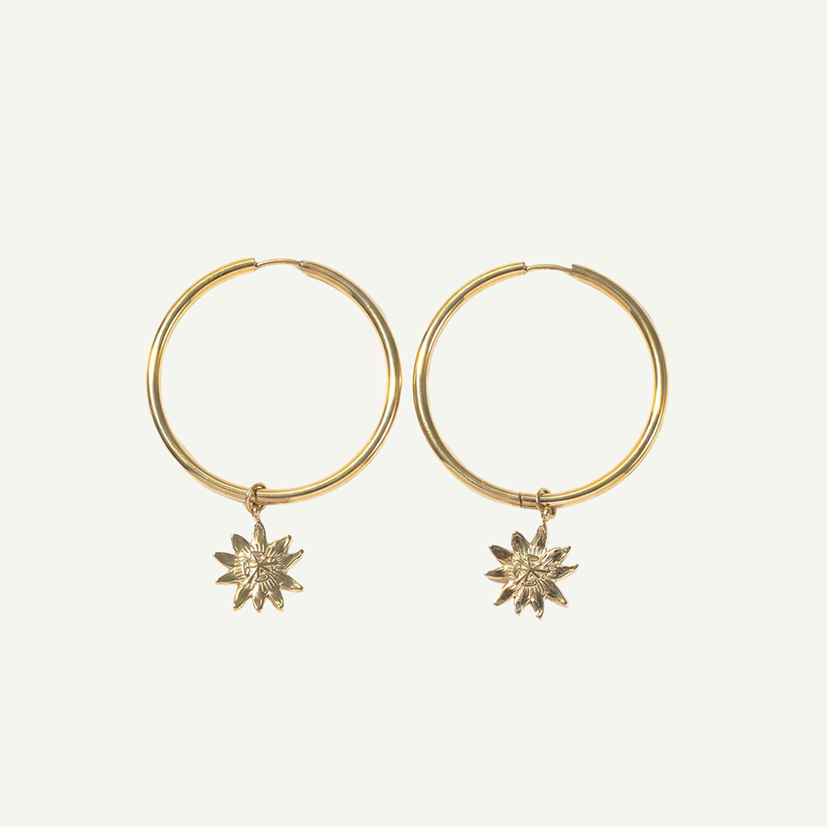 Lilikoi Large Hoops, Gold