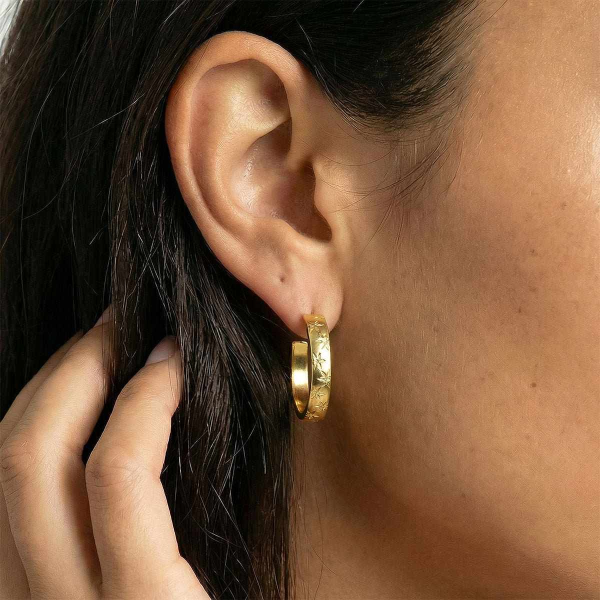 Tiare Stamped Large Hoops, Gold