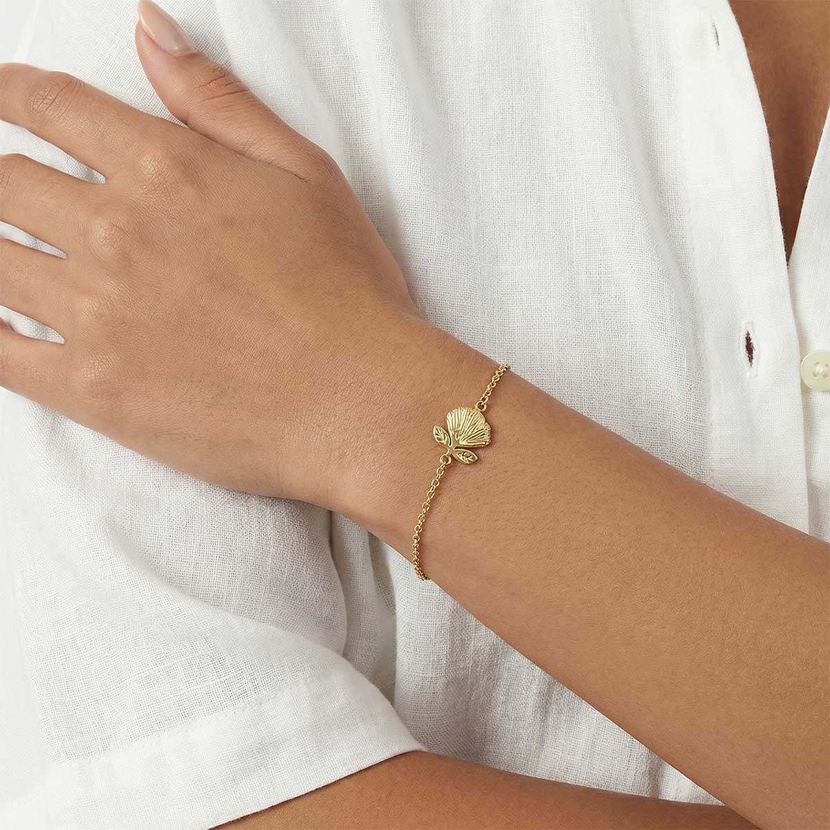 Small ‘Ōhi‘a Lehua Bracelet, Gold