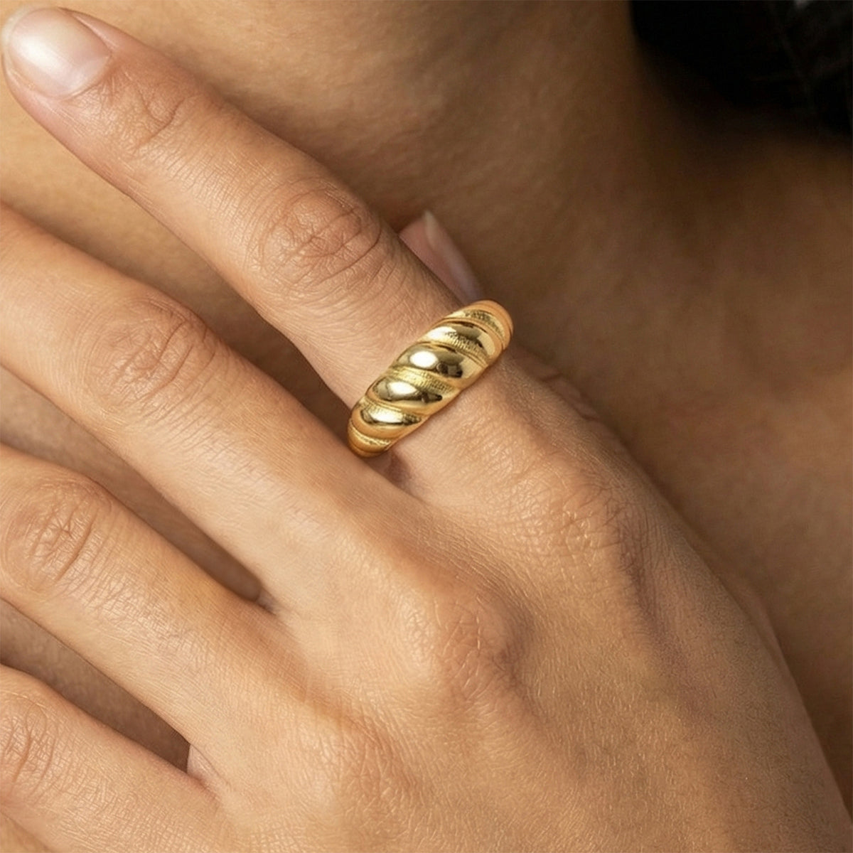 Thick Bubble Twisted Ring