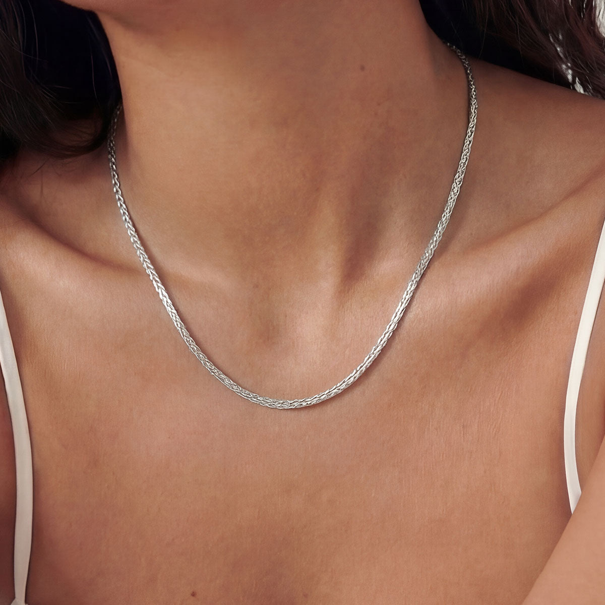 Rounded Rope Chain Necklace