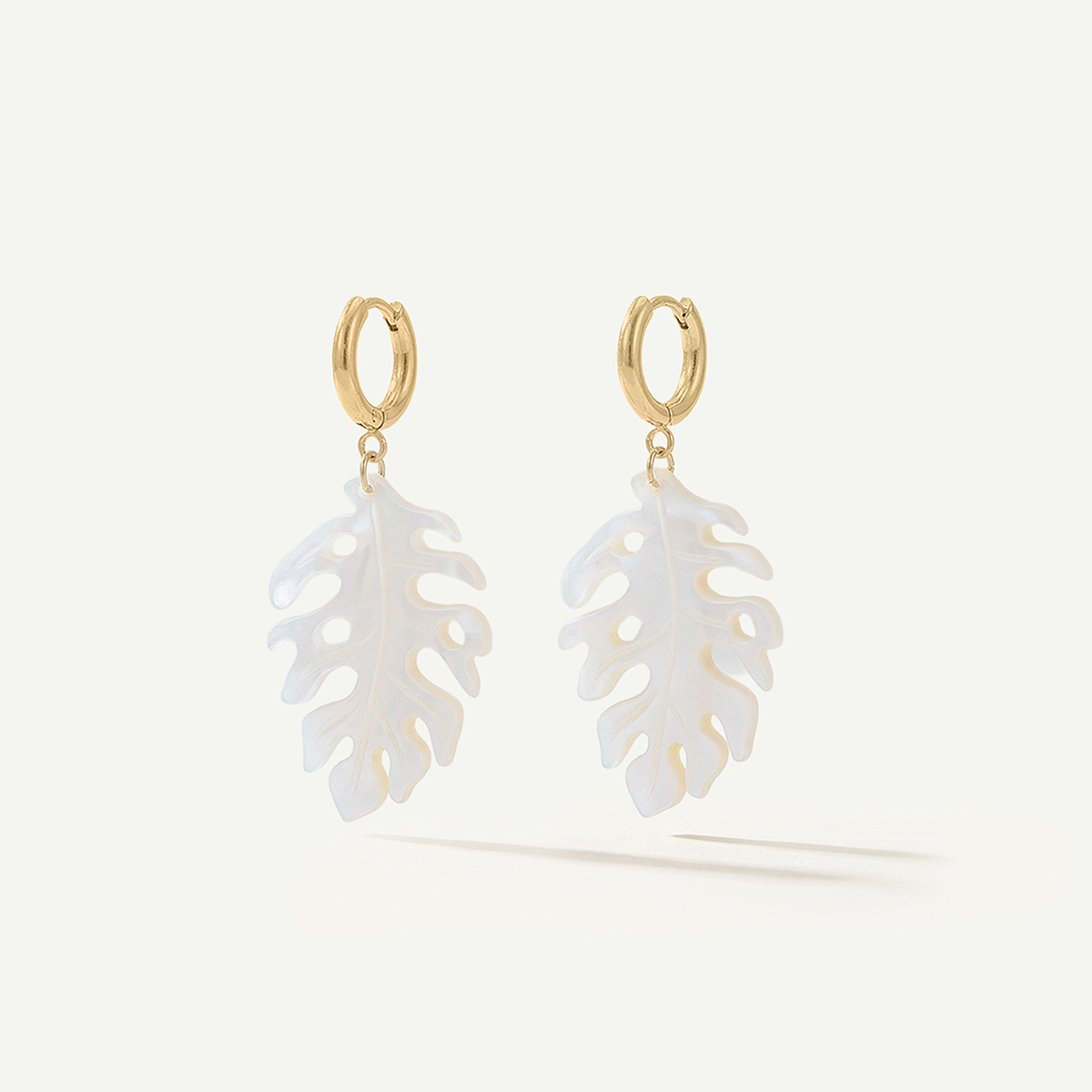Monstera Mother of Pearl Huggies, Gold