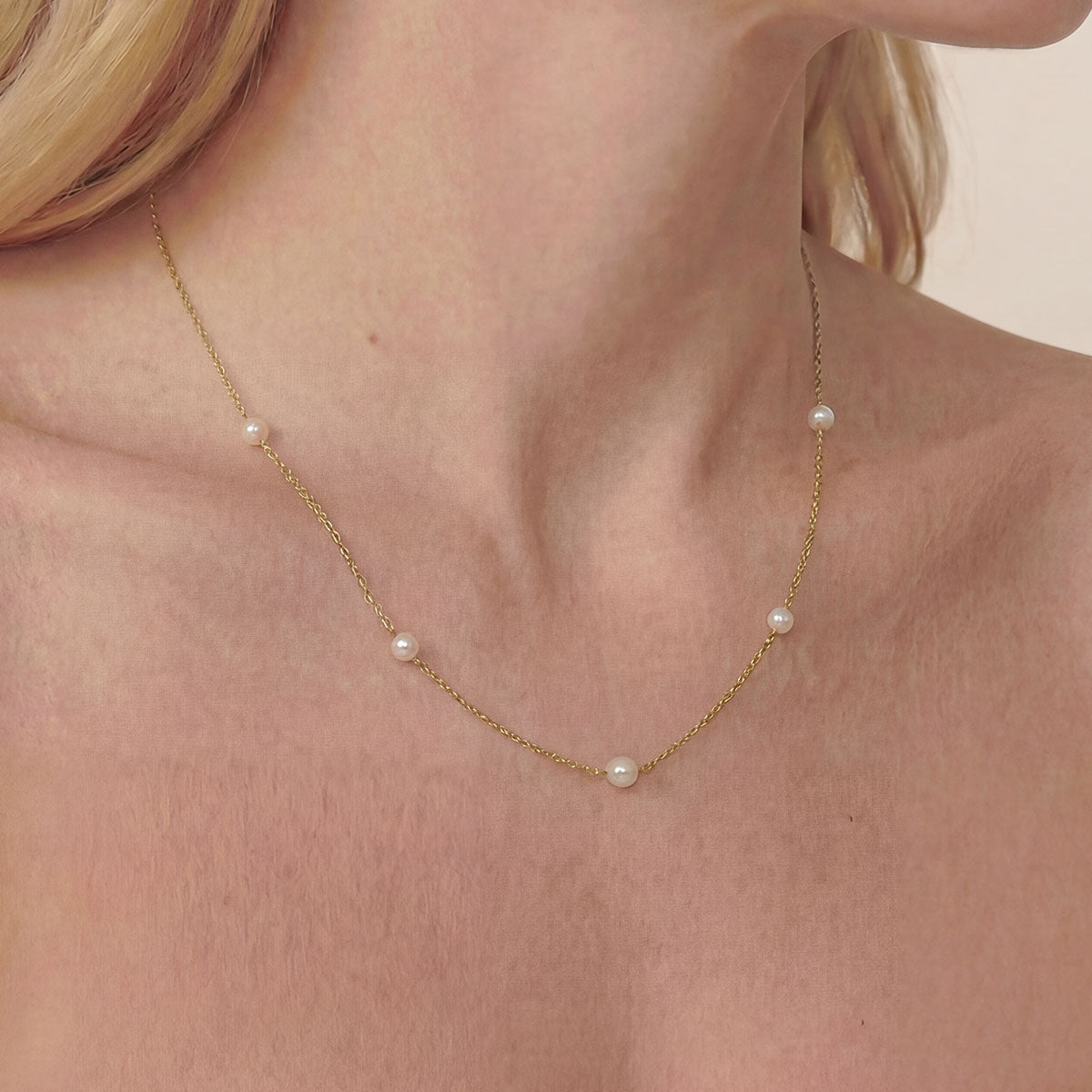 Bella Pearl Necklace, Gold