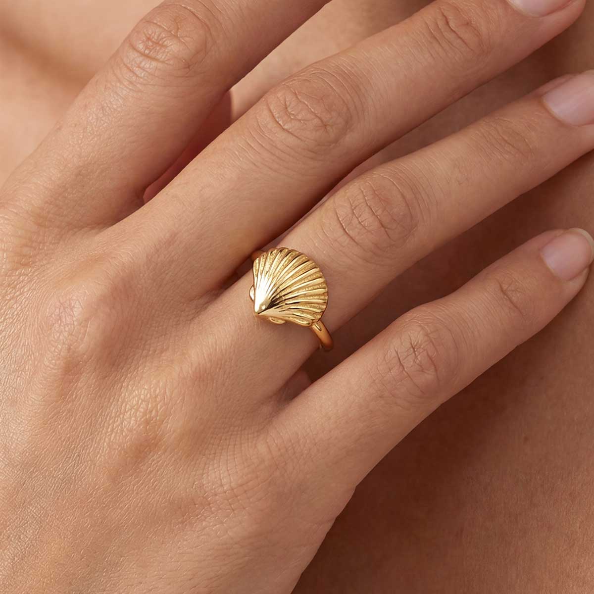 She Sells Sea Shells Ring