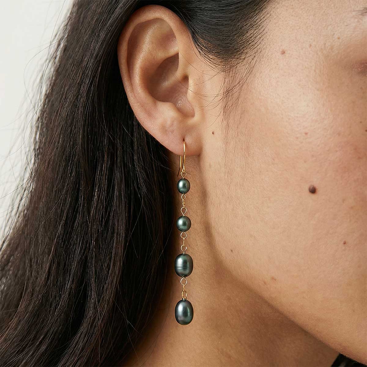 Ayla Dark Pearl Earrings, Gold
