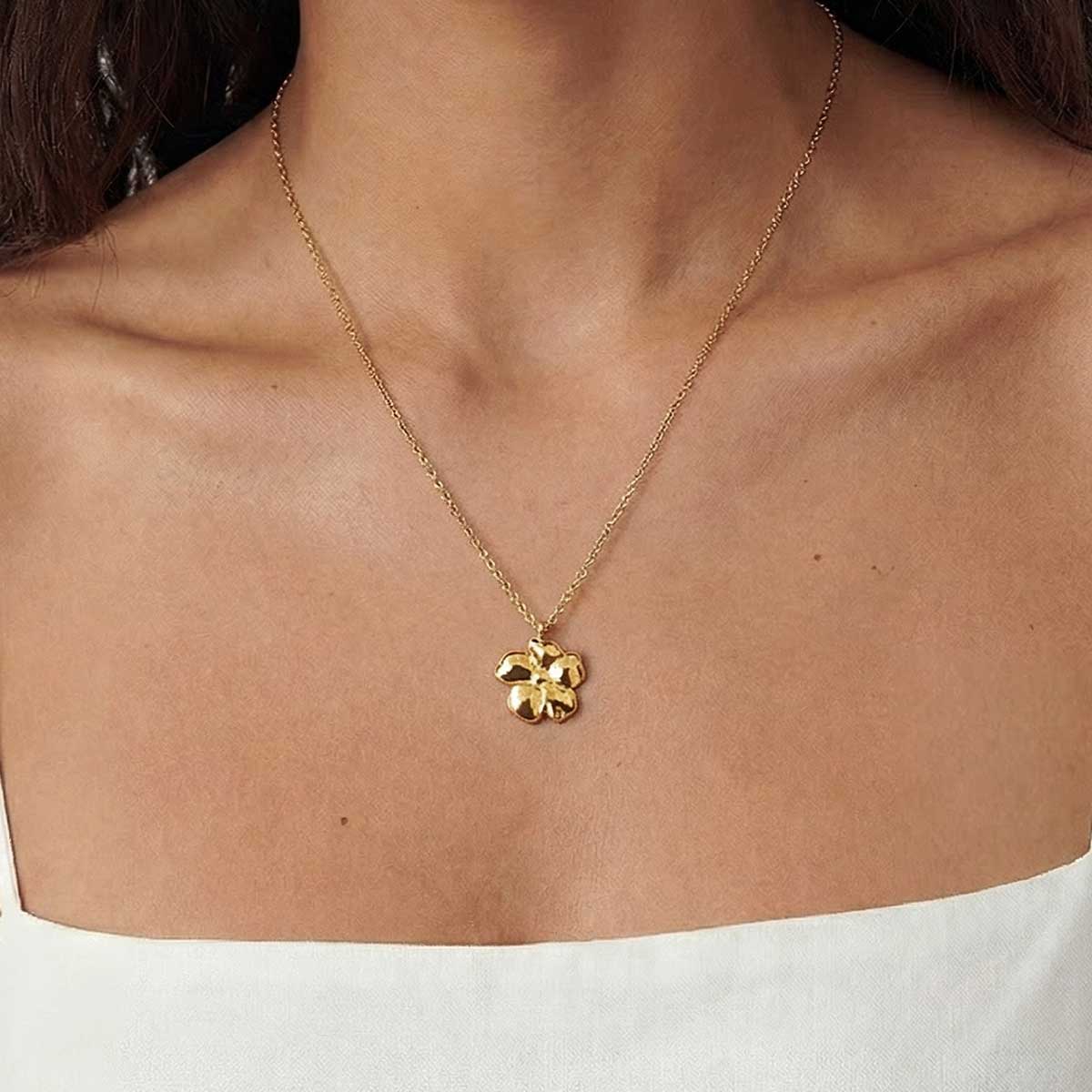 Puakenikeni Necklace, Gold