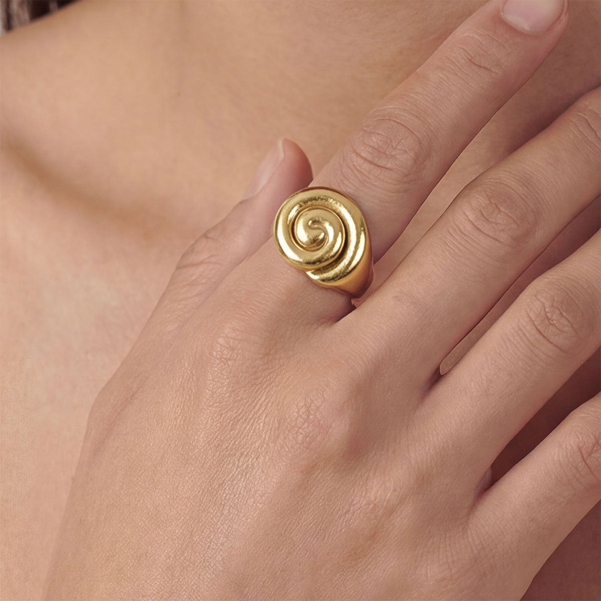 Infinite Spiral Ring