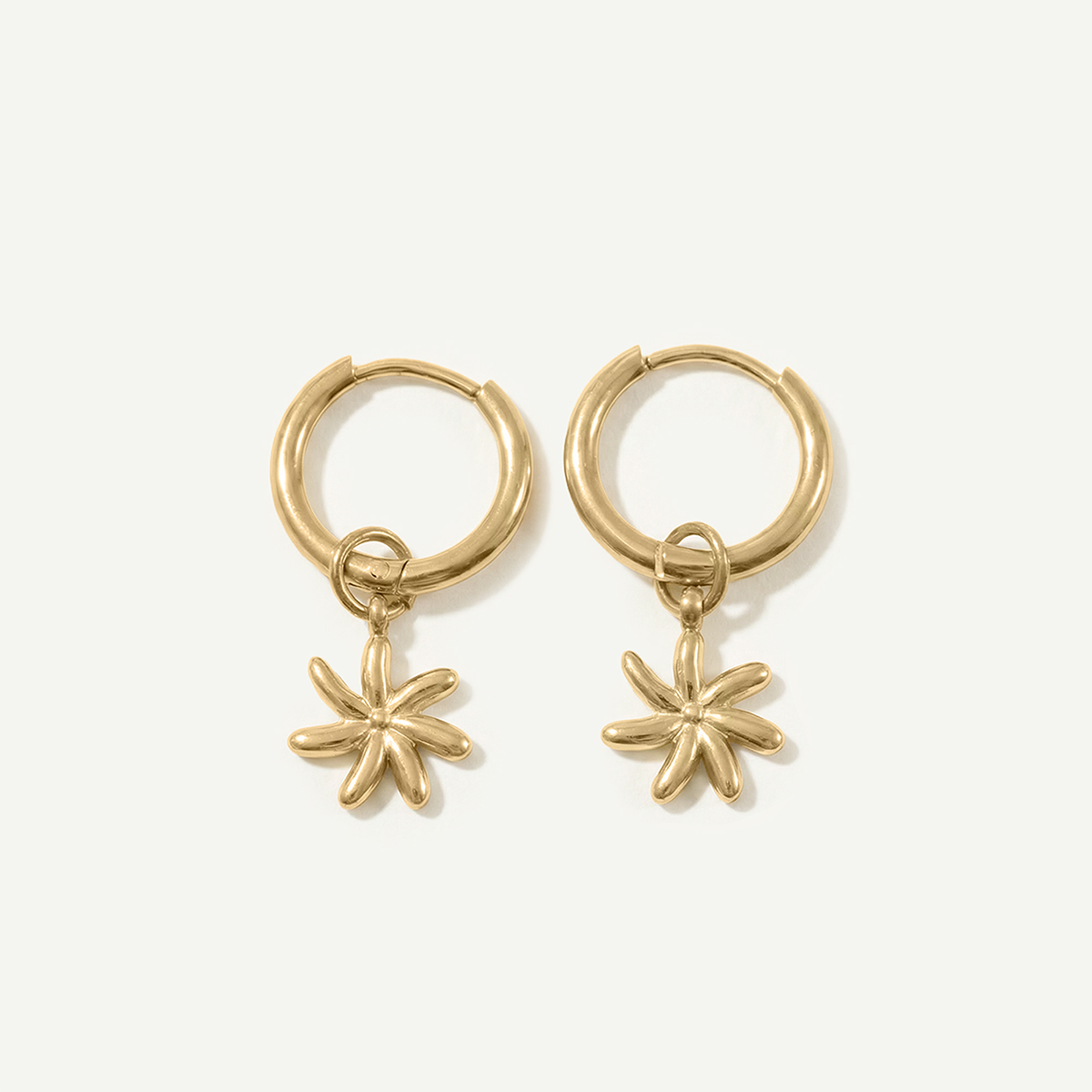 Tiare Huggies, Gold