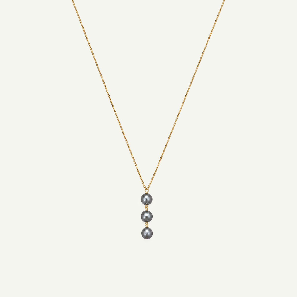 Leia Grey Pearl Necklace