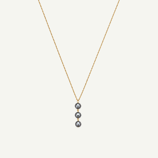 Leia Grey Pearl Necklace