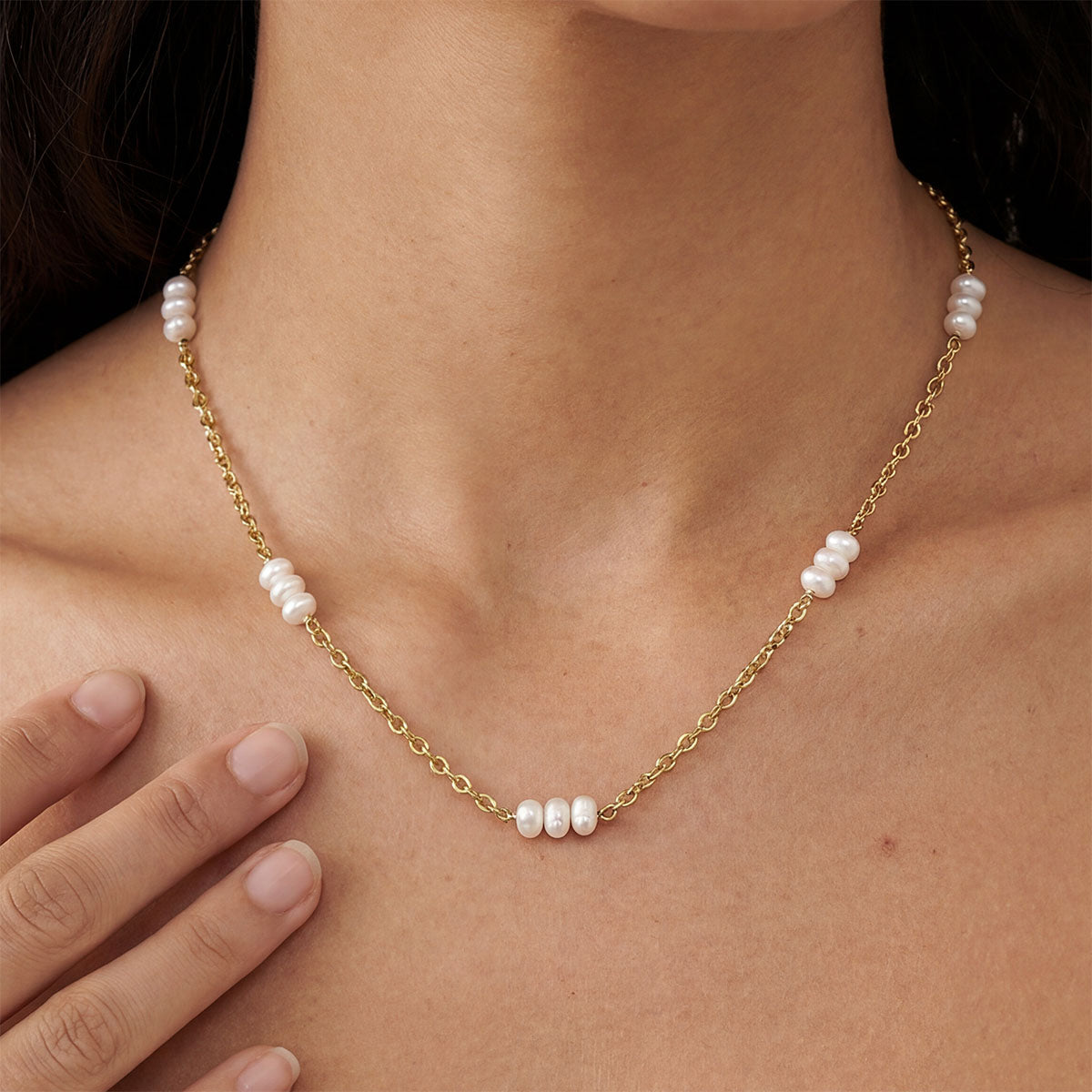Lilia White Pearl Necklace