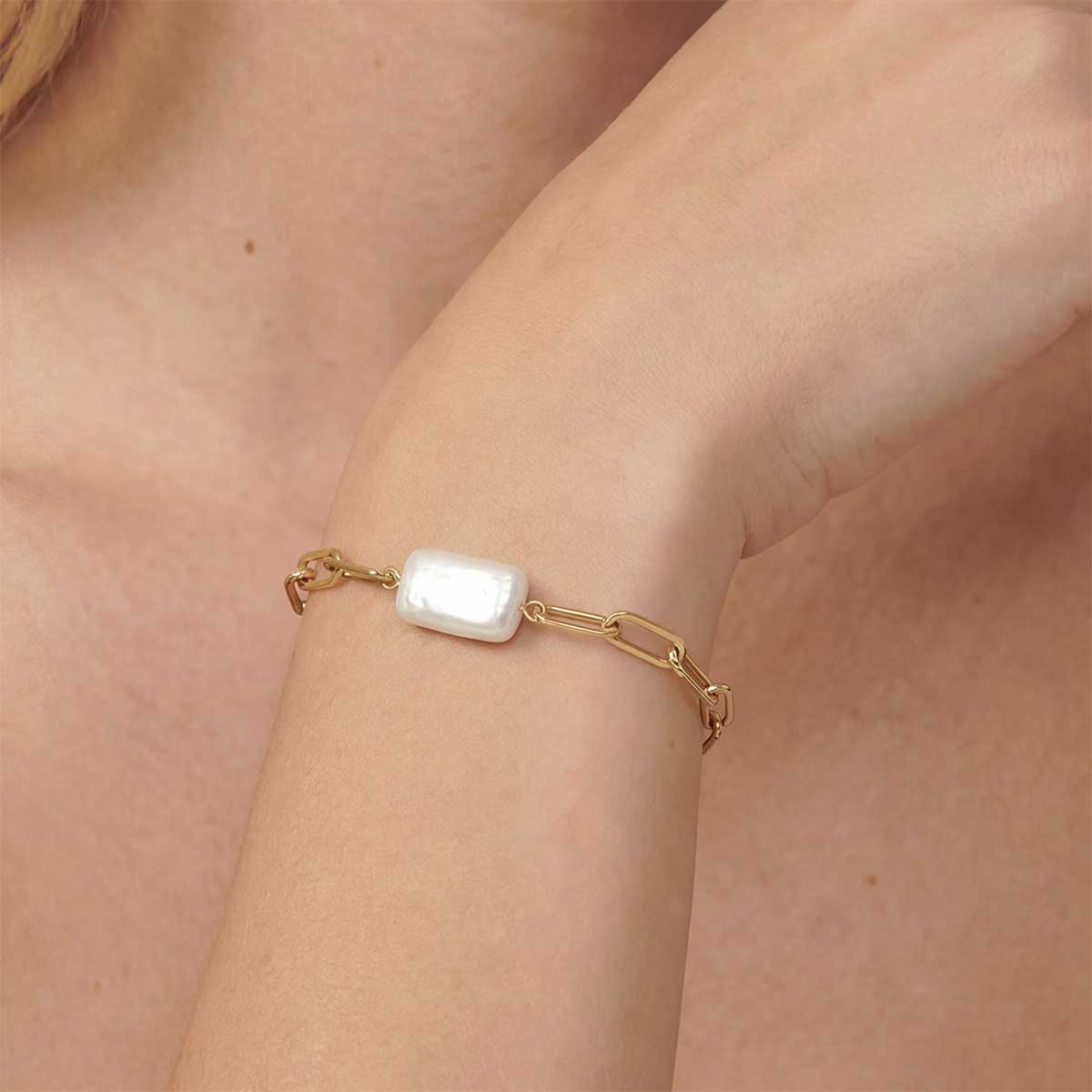 The Shea Pearl Bracelet