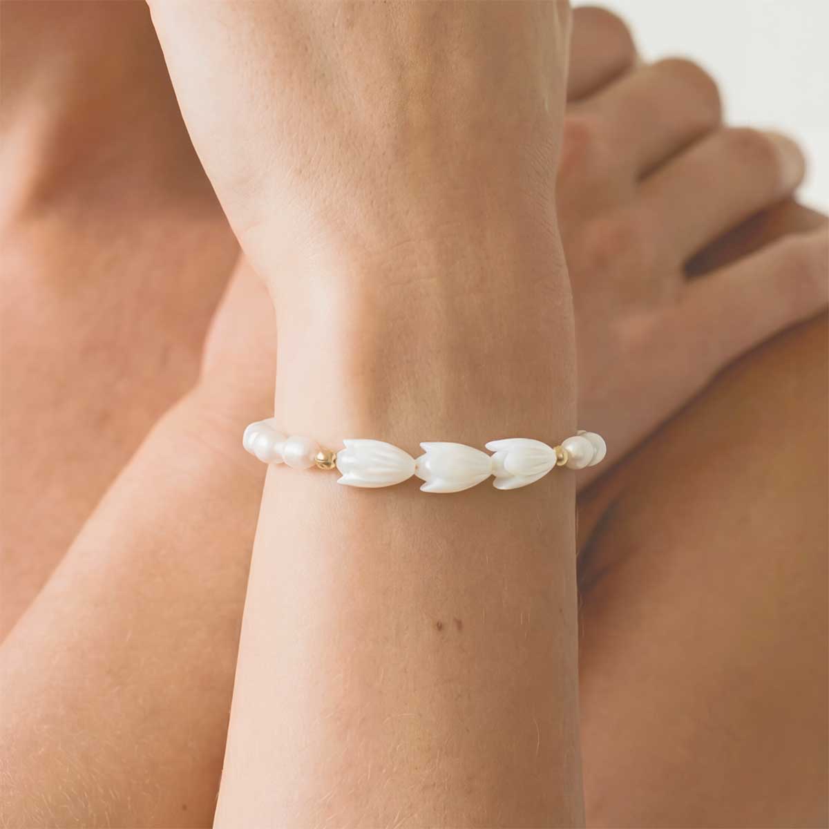 MOP 3 Pikake Beads and Pearls Bracelet, Gold