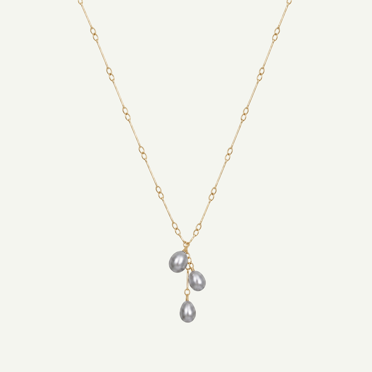 Mahea Grey Pearl Necklace