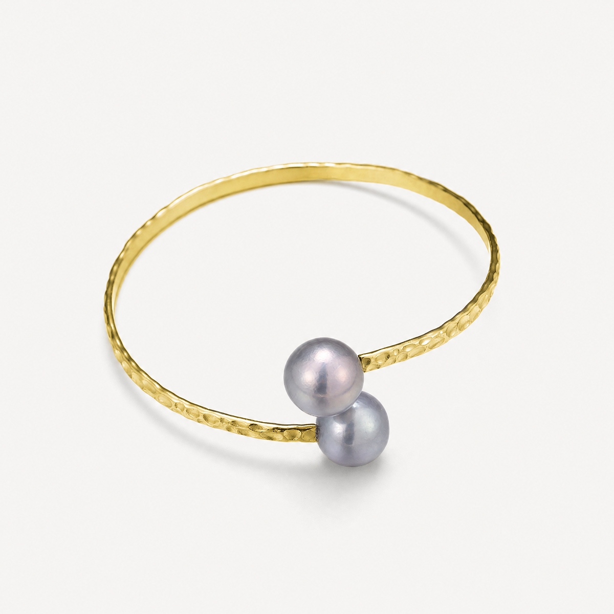 Kiele Grey Pearl Cuff