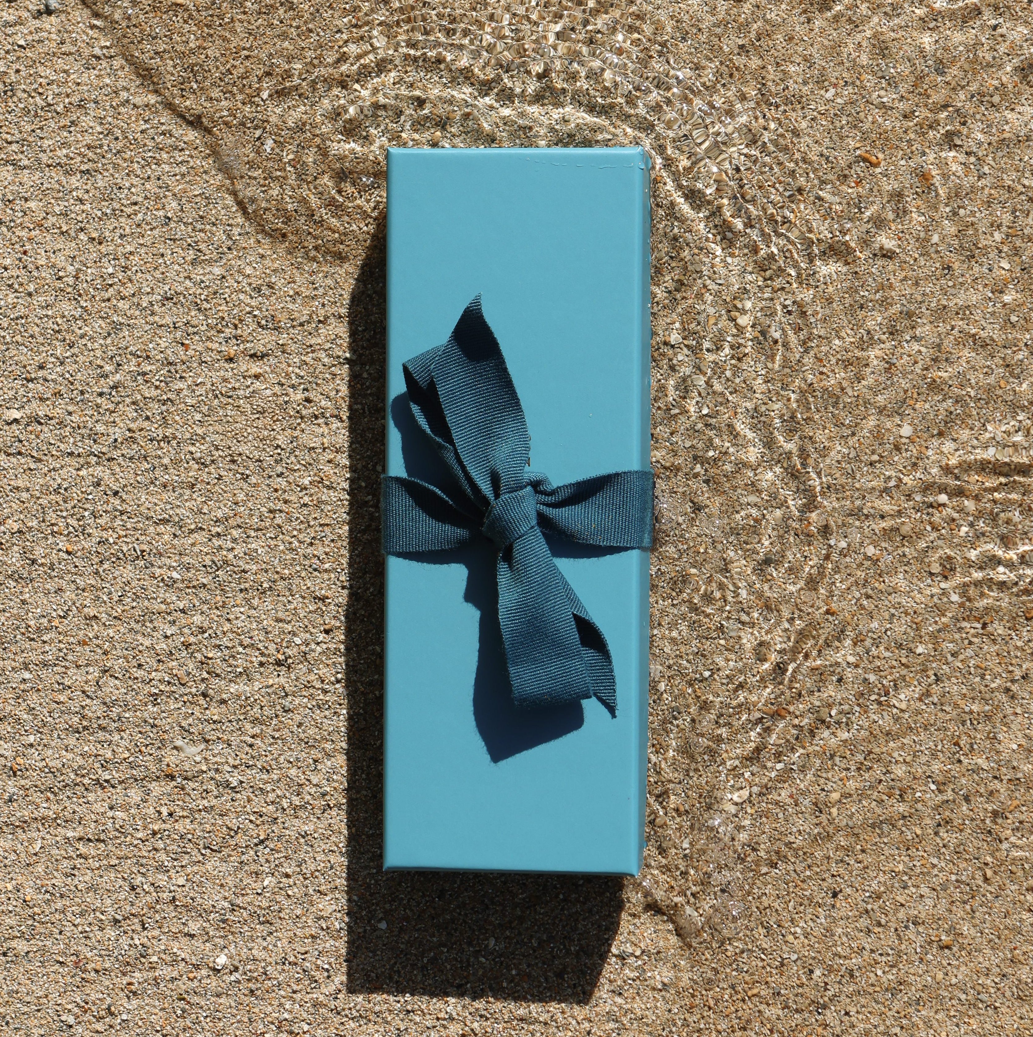 Makena Gift Box
