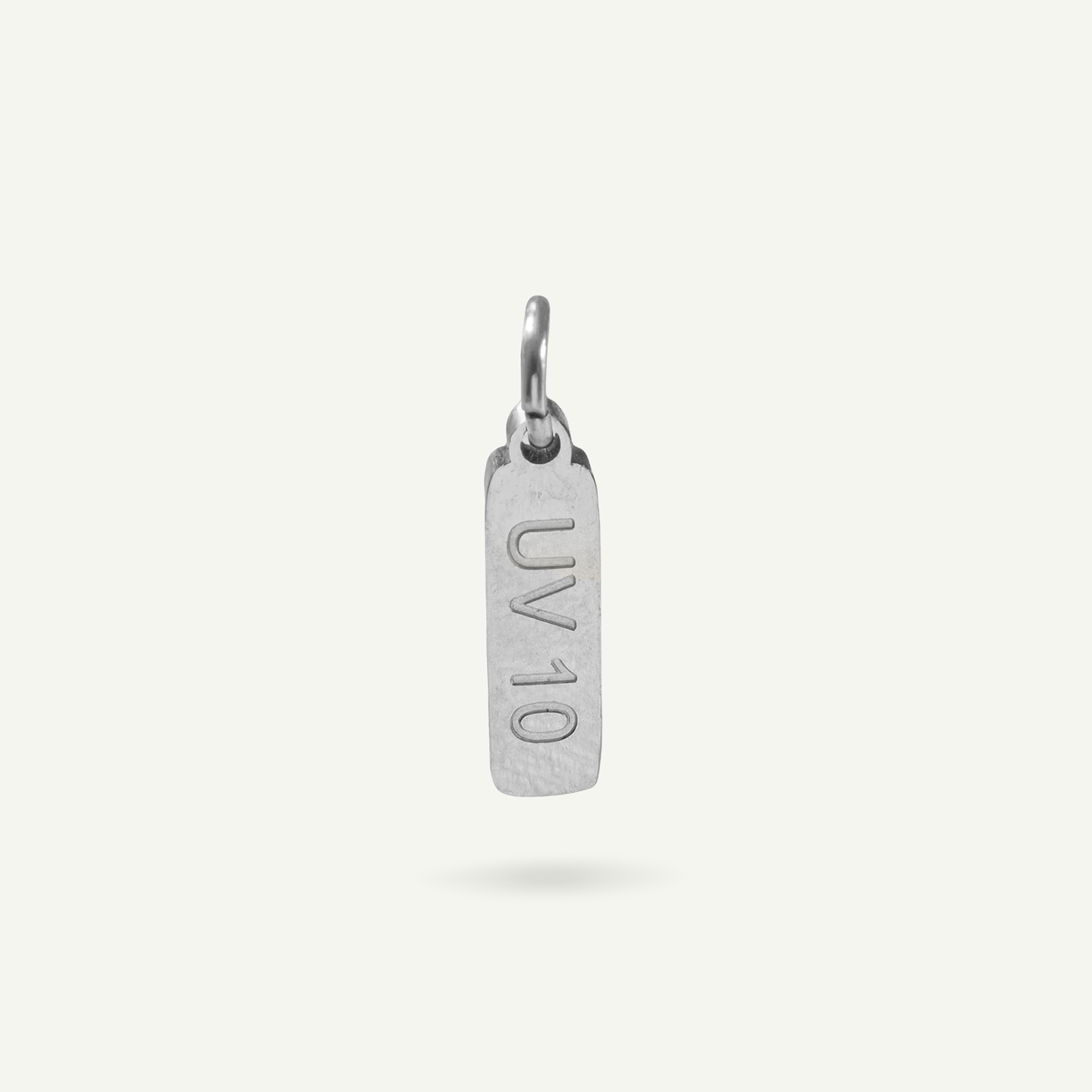 UV 10 Charm