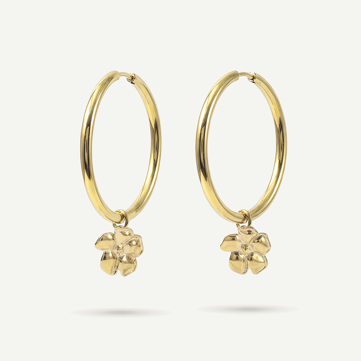 Puakenikeni Large Hoops, Gold