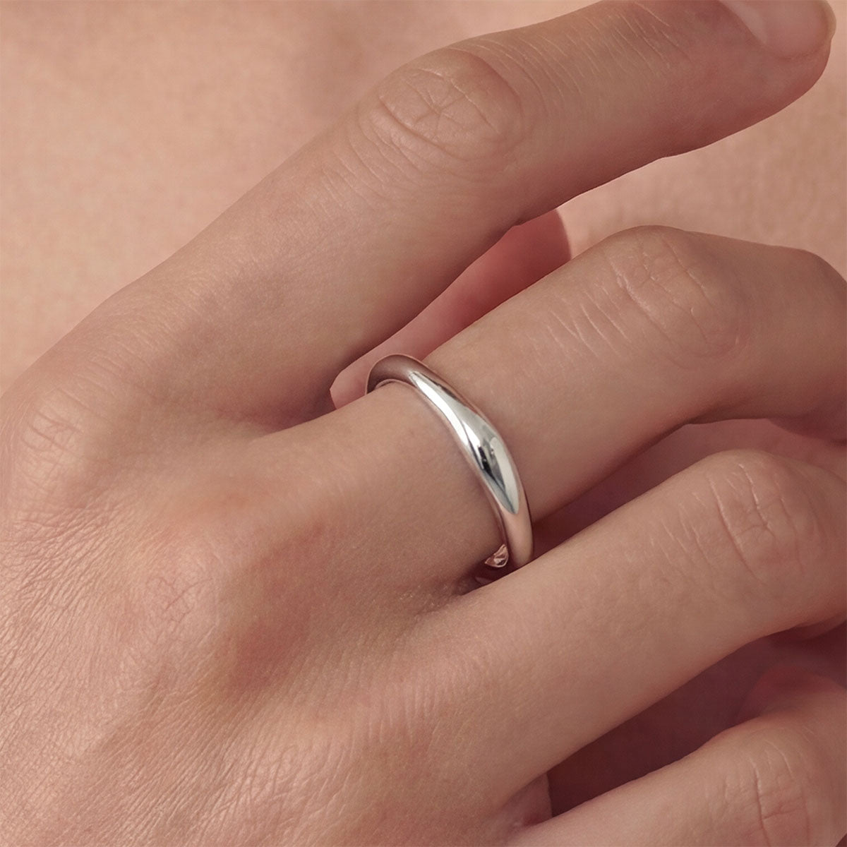 Thick Wavey Ring