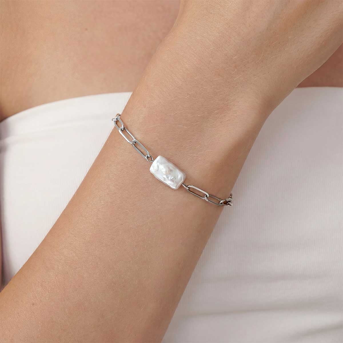 The Shea Pearl Bracelet