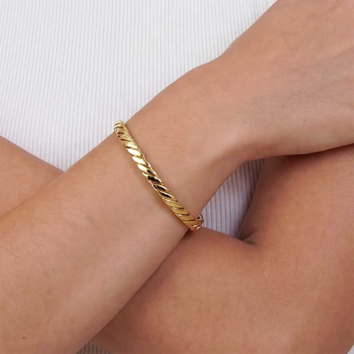 Twisted Cuff, Gold
