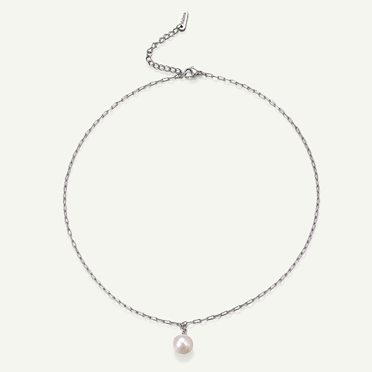 Erin Grey Pearl Necklace