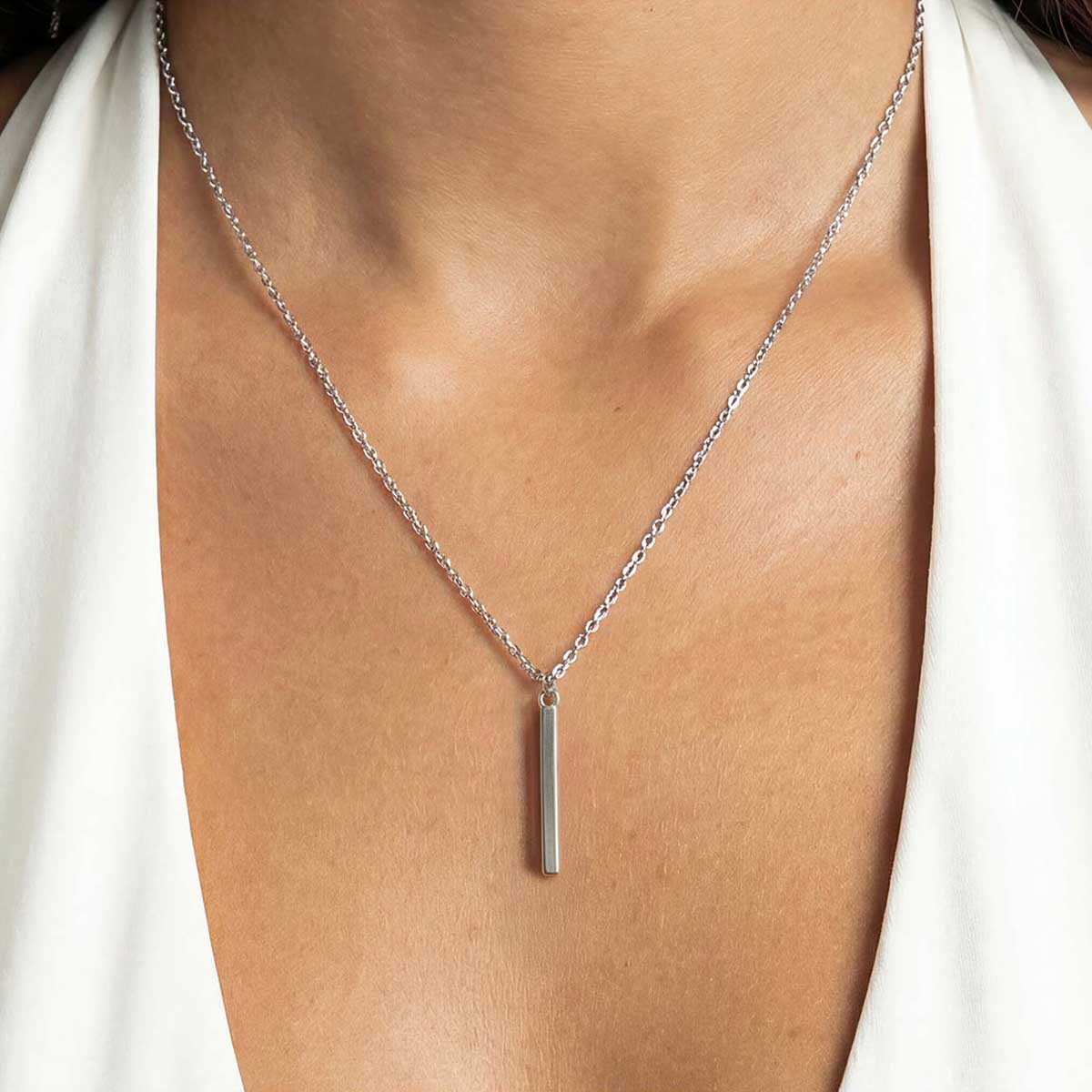 Talia Bar Necklace