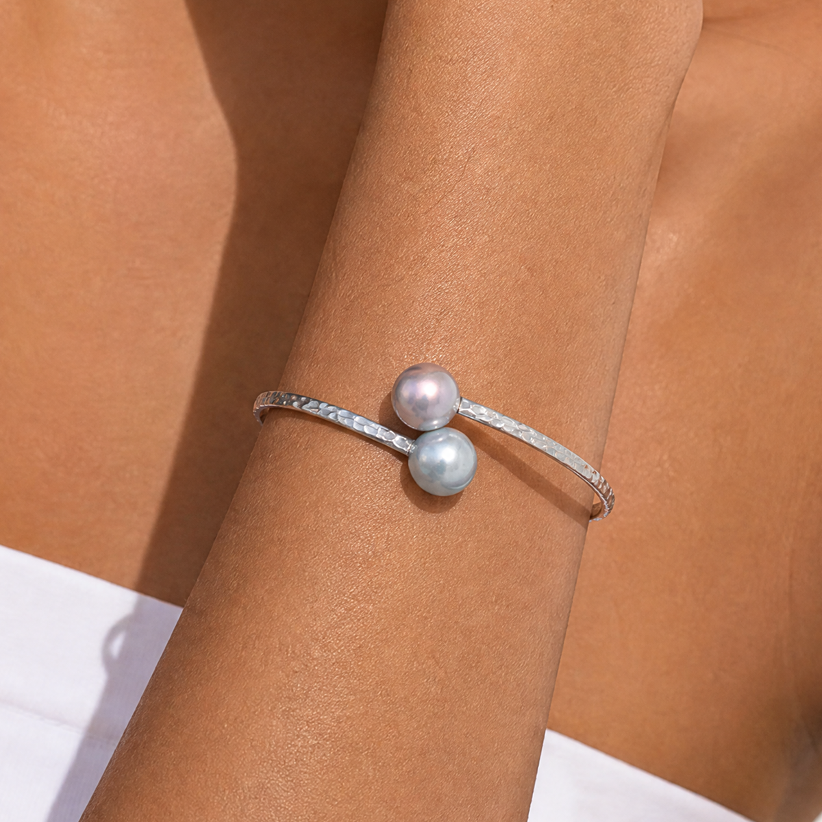 Kiele Grey Pearl Cuff