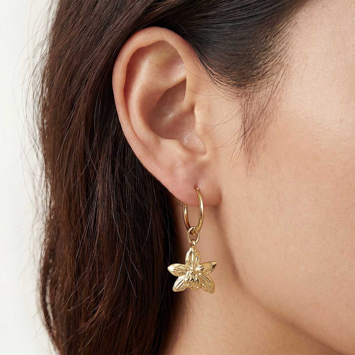 Orchid Huggies, Gold