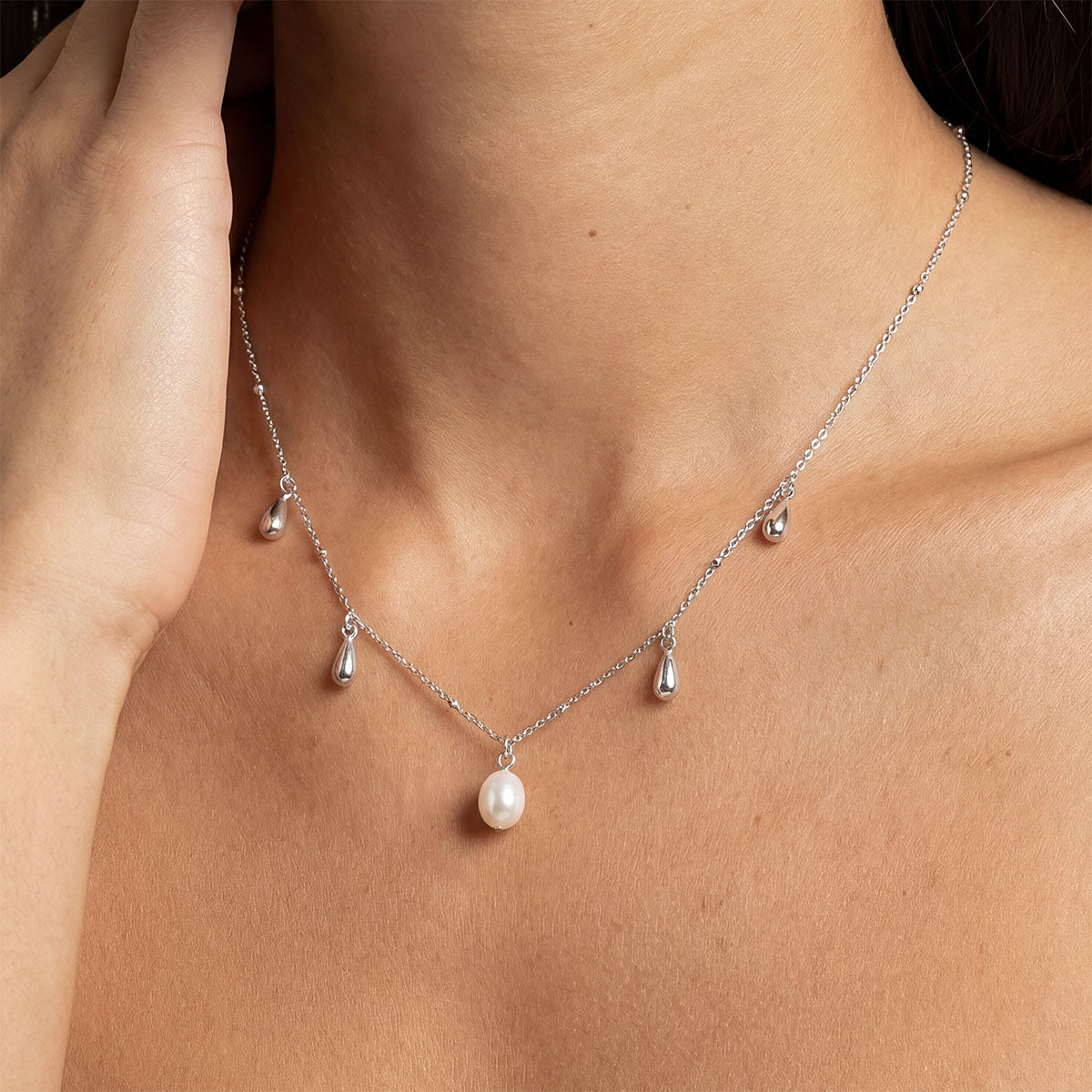 Ella Pearl Necklace