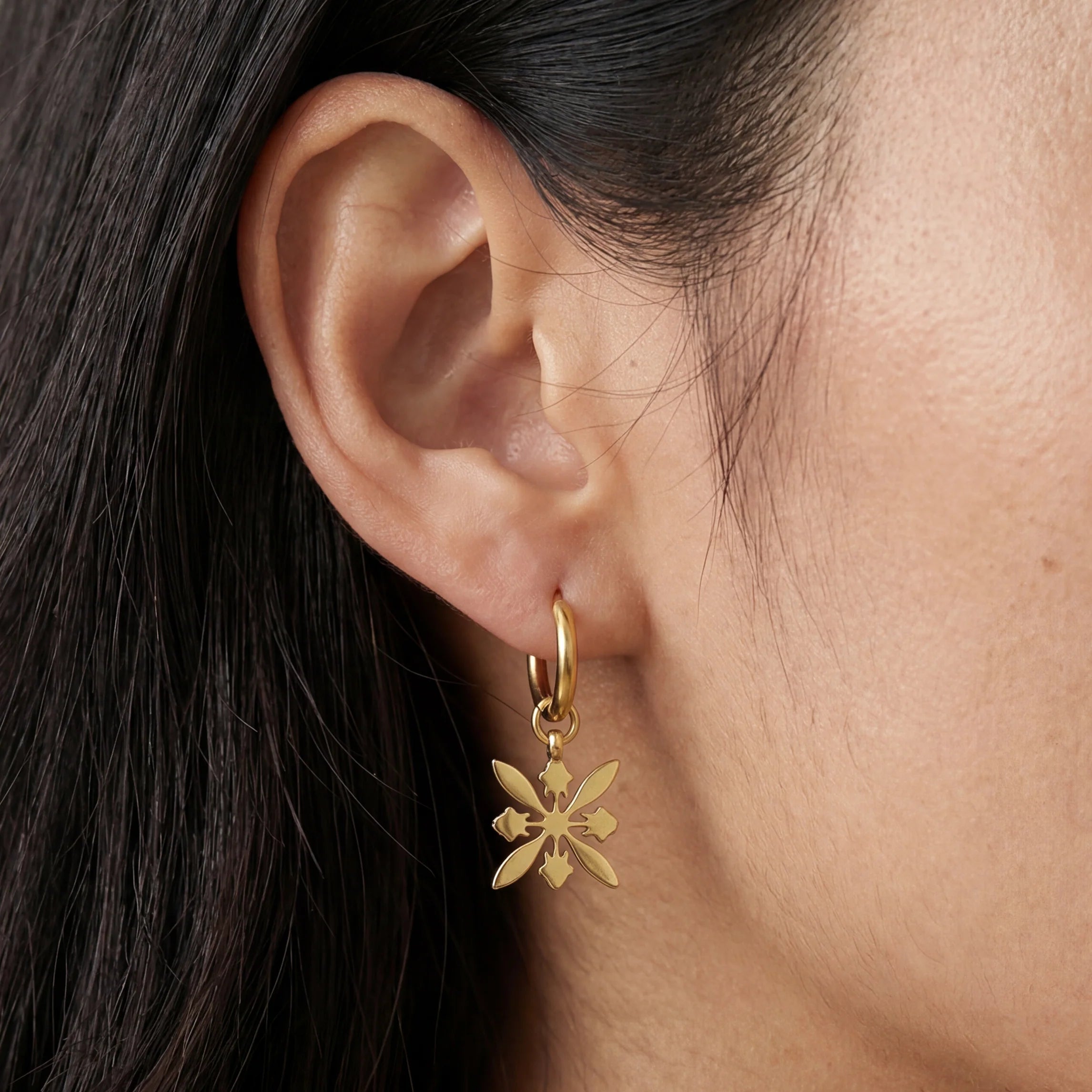 Protea Quilt Mini Hoops, Gold