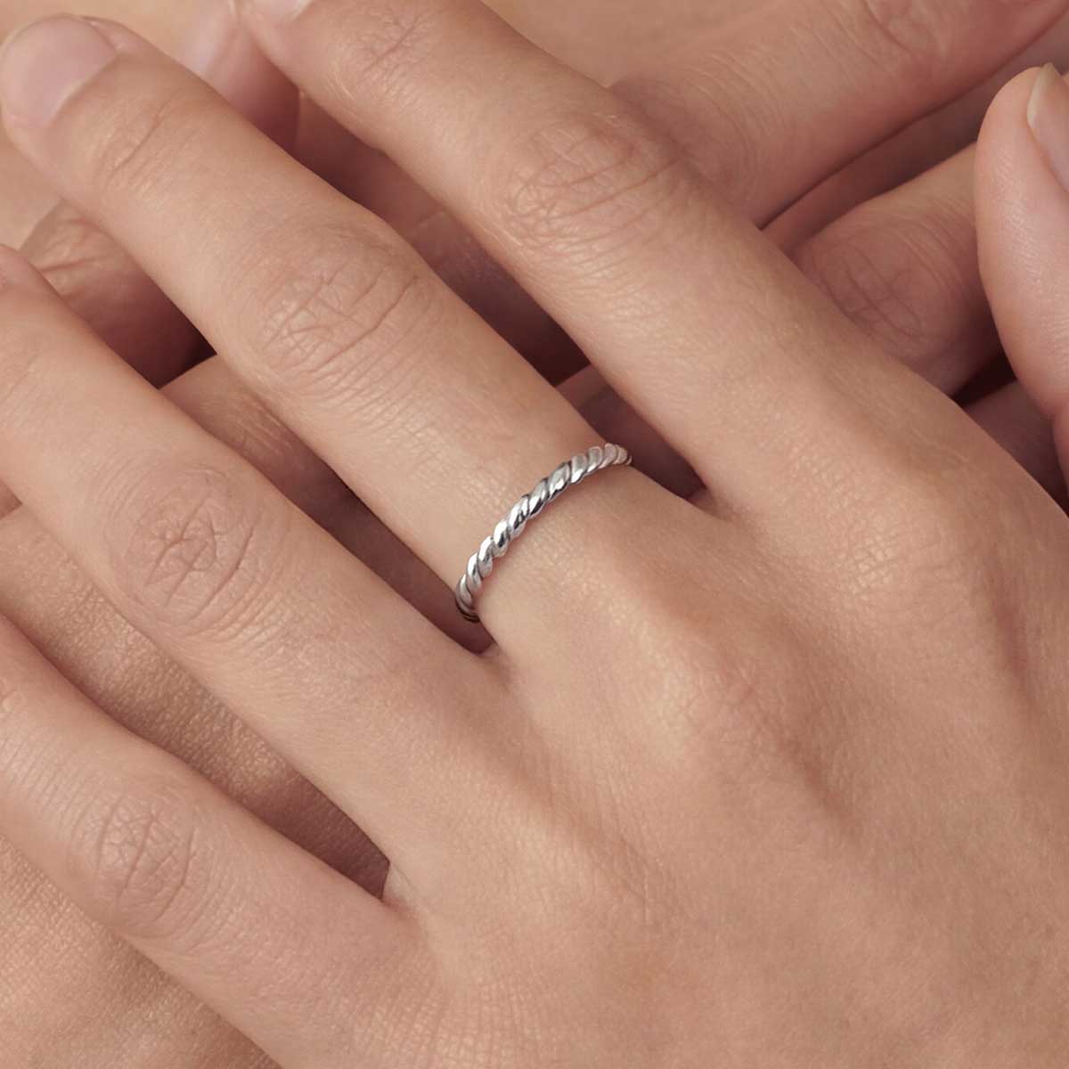 Spiral Twisted Ring